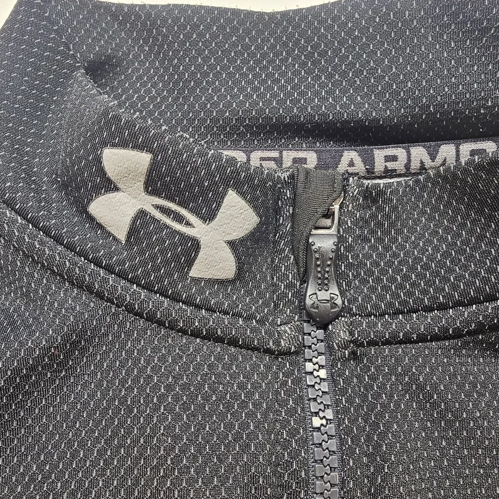 Under Armour ColdGear Men's L Fitted 1/4 Zip Pullover Black Athletic Training‎